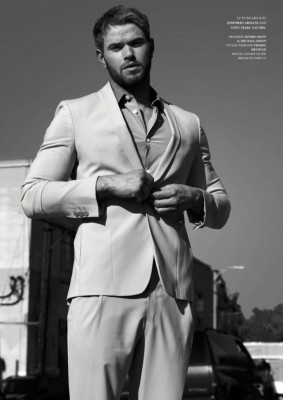 Kellan Lutz pic #903040