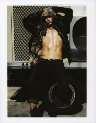 Kellan Lutz pic #275657
