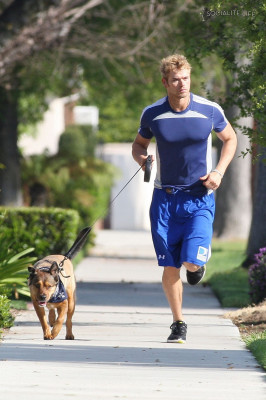 Kellan Lutz pic #246011