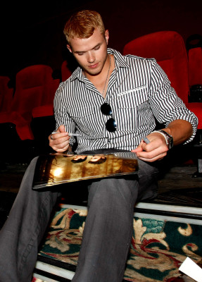 Kellan Lutz pic #245169