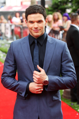 photo 10 in Kellan Lutz gallery [id307564] 2010-11-22 00:00:00