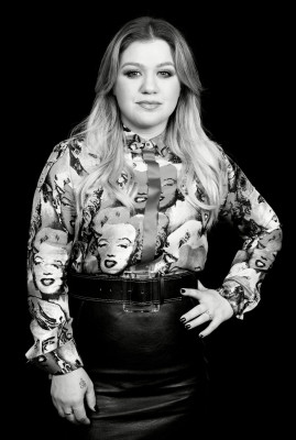 Kelly Clarkson pic #1130976