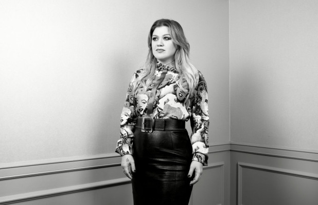 Kelly Clarkson pic #1130977