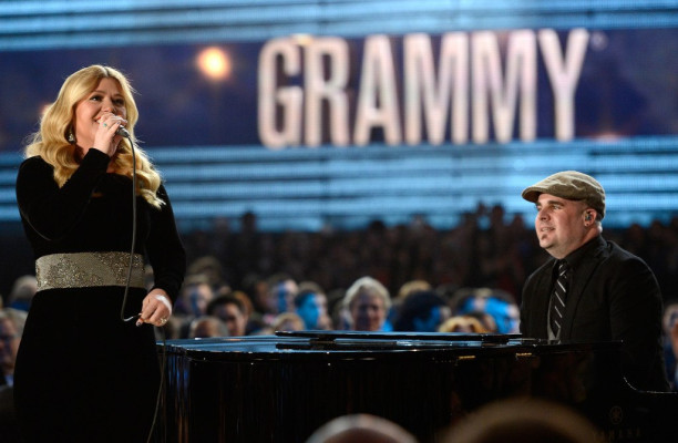 Kelly Clarkson pic #691445