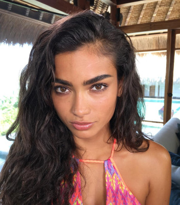 Kelly Gale pic #912643