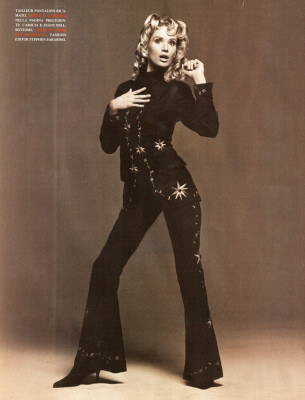 Kelly Lynch pic #947093