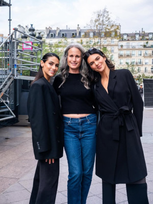 Kendall Jenner - L'Oréal Paris Womenswear SS 2026 Show at PFW 09/29/2025