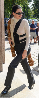 Kendall Jenner pic #965405