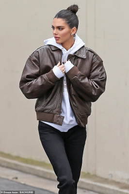 Kendall Jenner pic #1113705