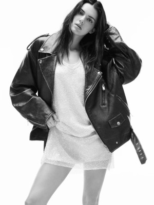 photo 4 in Jenner gallery [id1357279] 2024-09-23 00:00:00