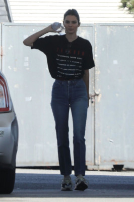 Kendall Jenner pic #1055001