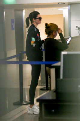 Kendall Jenner pic #1055025