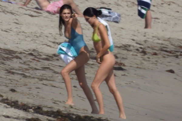 Kendall Jenner pic #1064974