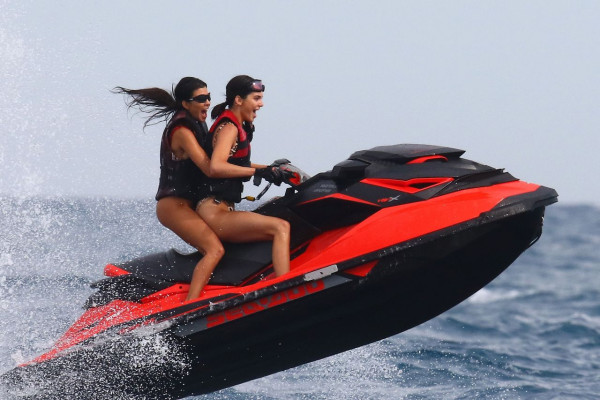 Kendall Jenner pic #936141