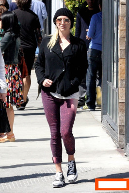 Kesha Rose Sebert pic #591686