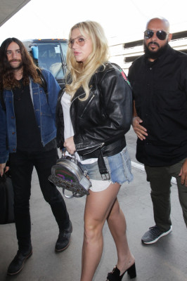 photo 12 in Kesha Rose Sebert gallery [id1039299] 2018-05-22 00:00:00