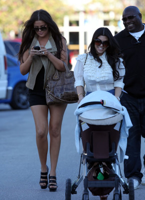 Khloe Kardashian pic #440641