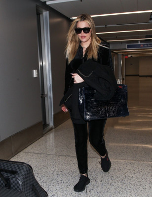 Khloe Kardashian pic #1054950