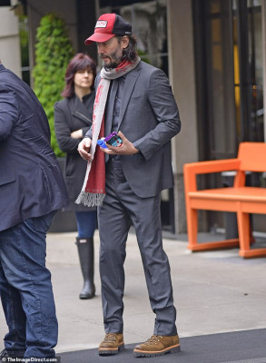 Keanu Reeves pic #1130062