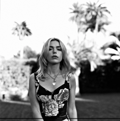 photo 13 in Kiernan Shipka gallery [id1309841] 2022-09-17 00:00:00
