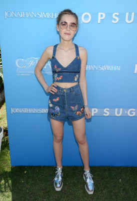 Kiernan Shipka pic #999531