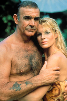Kim Basinger pic #1061280