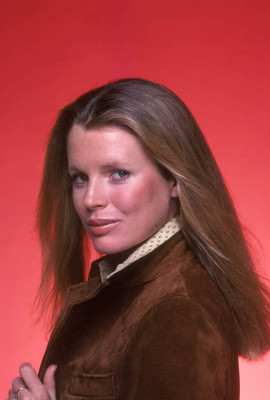 photo 6 in Kim Basinger gallery [id219441] 2009-12-24 00:00:00
