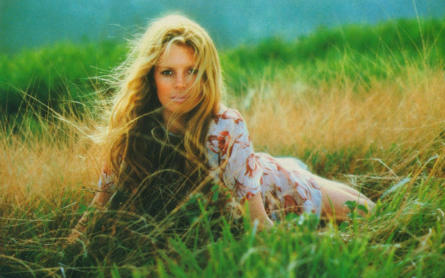 photo 8 in Kim Basinger gallery [id274159] 2010-07-30 00:00:00