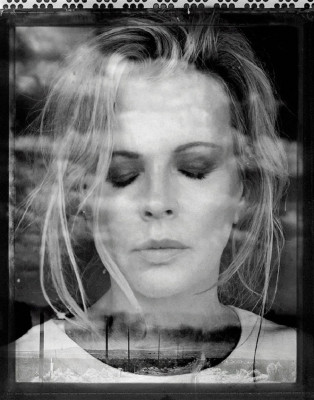 Kim Basinger pic #723121