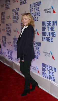 Kim Cattrall pic #690157