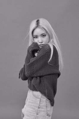 Kim Chung Ha         pic #1274392