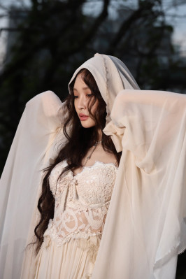 Kim Chung Ha         pic #1285379