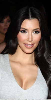Kim Kardashian pic #198595