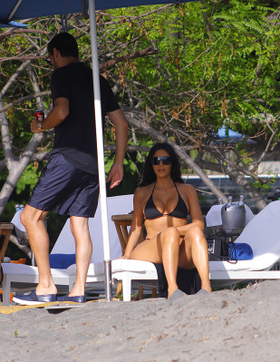 Kim Kardashian pic #1147707