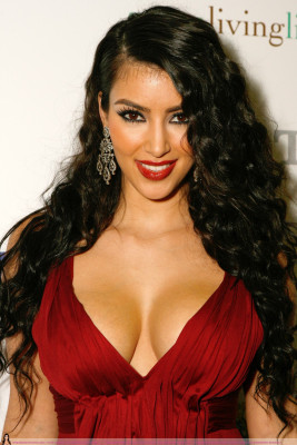 Kim Kardashian pic #536740