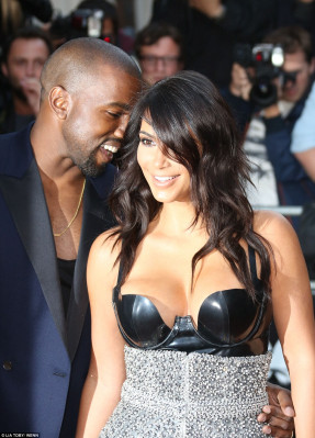 Kim Kardashian pic #727177