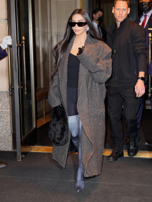 photo 9 in Kardashian gallery [id1278772] 2021-11-07 00:00:00