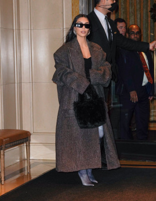 photo 10 in Kim Kardashian gallery [id1278771] 2021-11-07 00:00:00