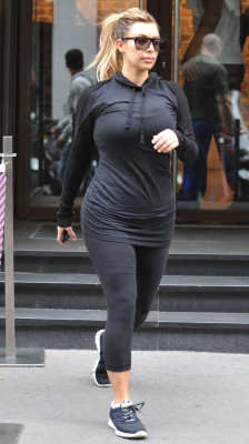 Kim Kardashian pic #638359