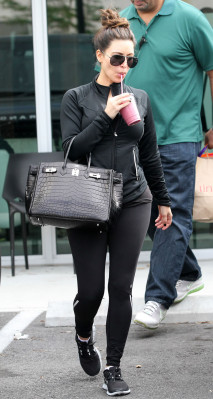 Kim Kardashian pic #556456