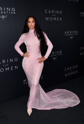 photo 18 in Kim Kardashian gallery [id1339372] 2023-12-24 00:00:00