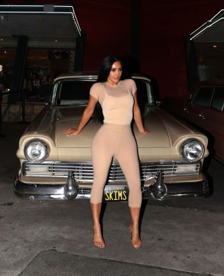 Kim Kardashian pic #1372426