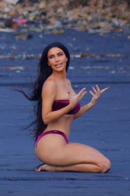 Kim Kardashian pic #1079800
