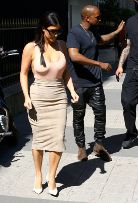 Kim Kardashian pic #703400