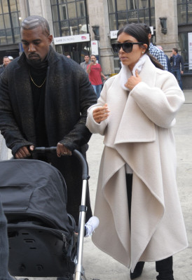 Kim Kardashian pic #732485