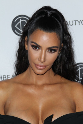 Kim Kardashian pic #1052222