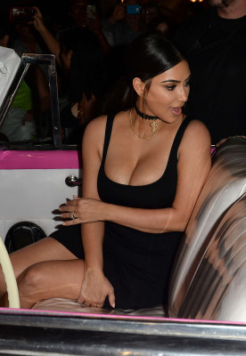 Kim Kardashian pic #851371