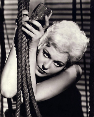Kim Novak pic #573104