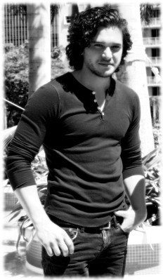 Kit Harington pic #718052