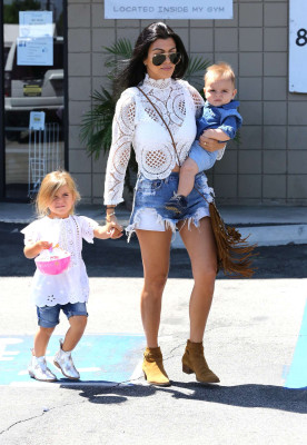 Kourtney Kardashian pic #789414
